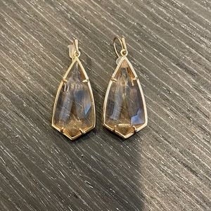 Kendra Scott drop earrings